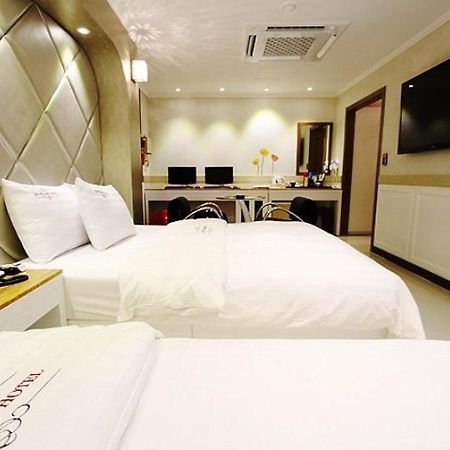 Popcorn Hotel Сеонгнам Стая снимка
