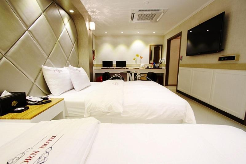 Popcorn Hotel Сеонгнам Стая снимка